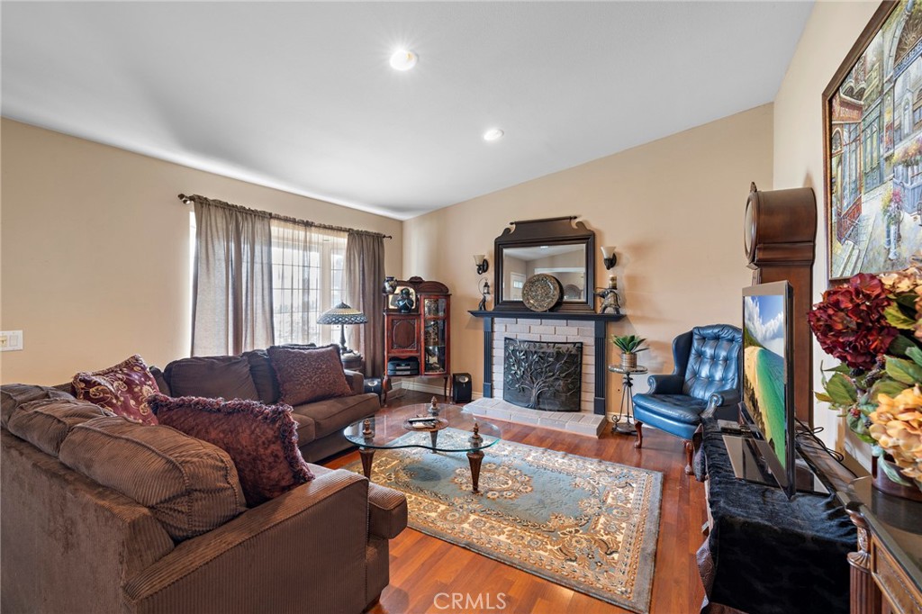 8272 Montara