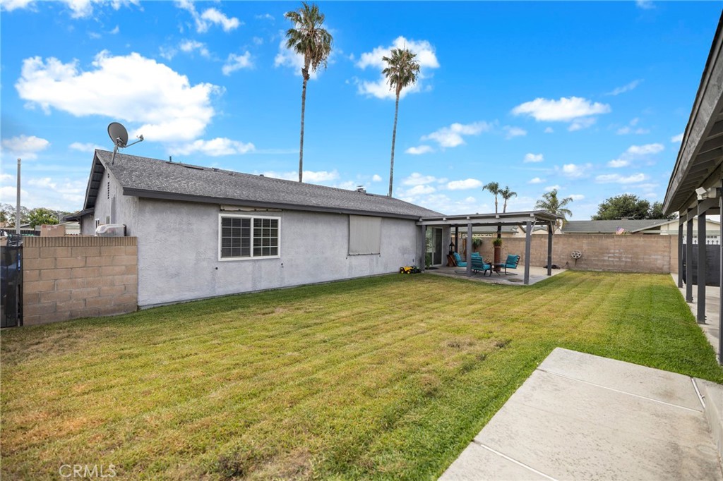 8272 Montara