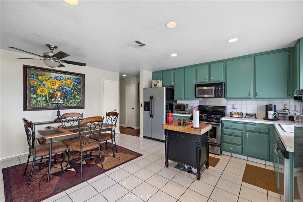 8272 Montara