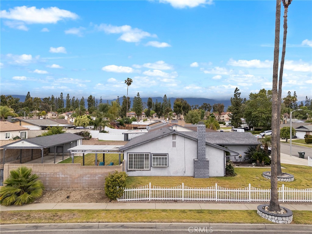 8272 Montara