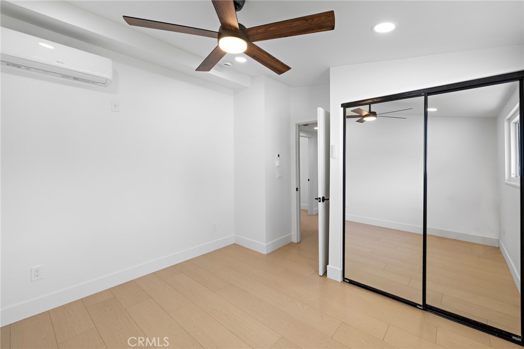 502 E Russell