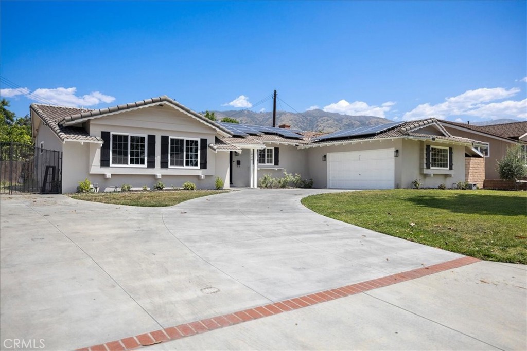 1829 Palopinto Avenue