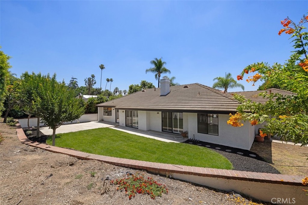 343 W Northridge