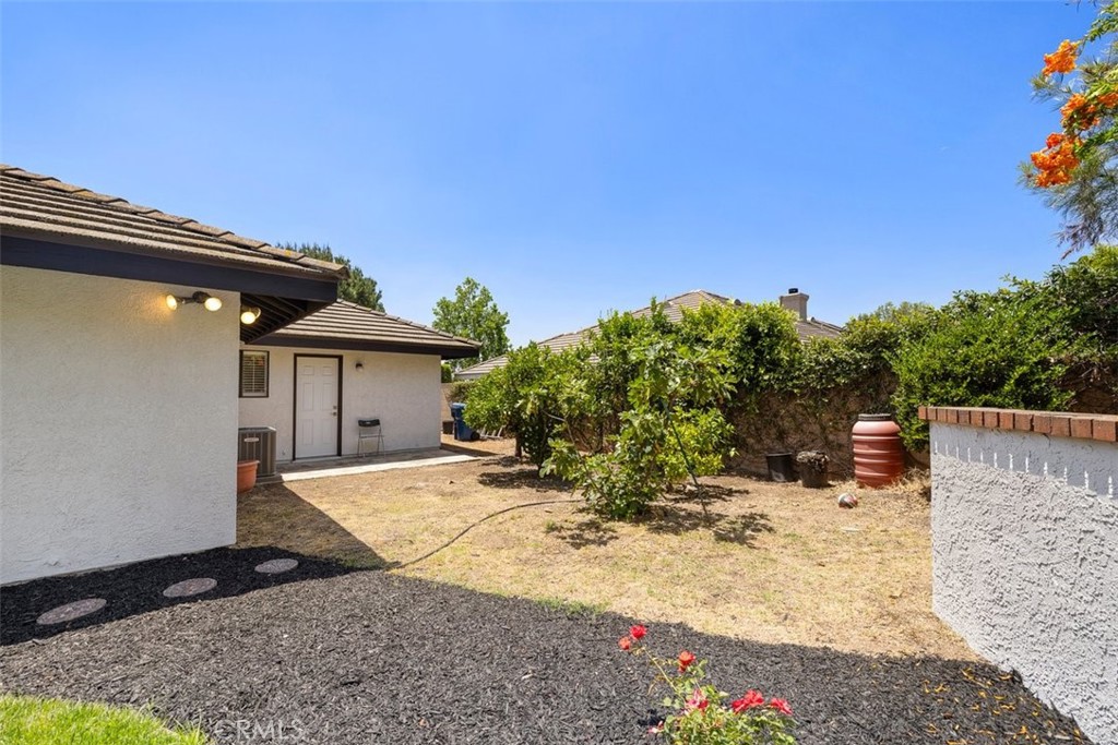 343 W Northridge