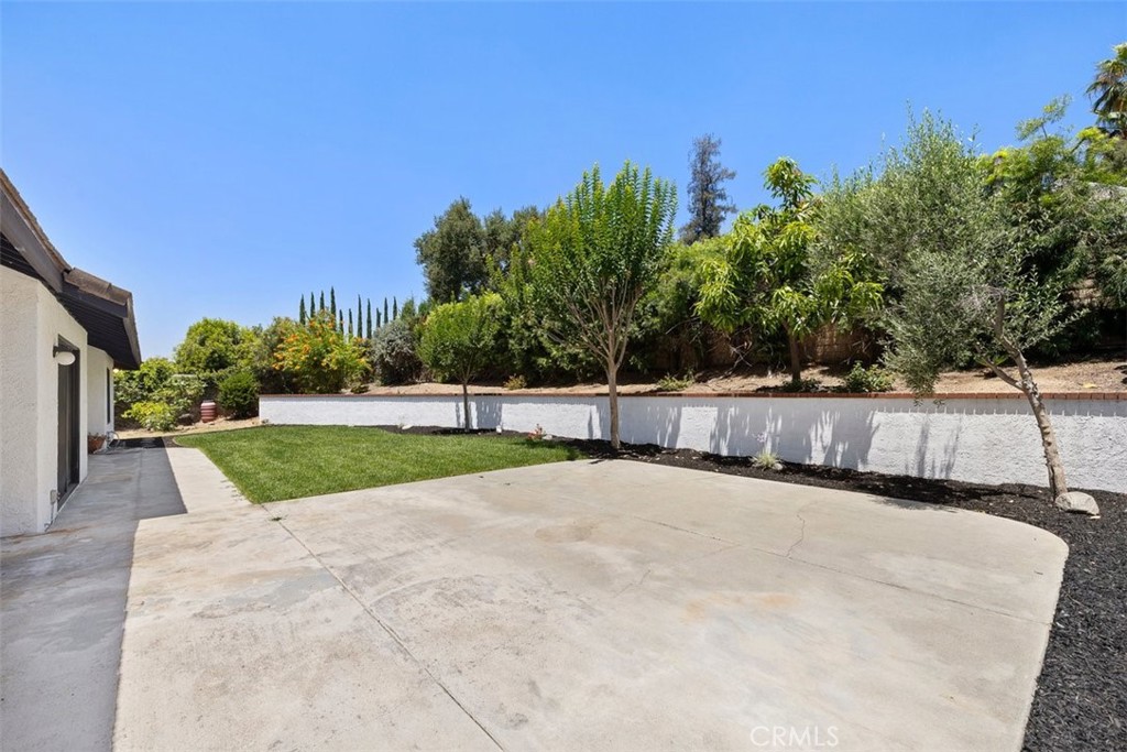 343 W Northridge