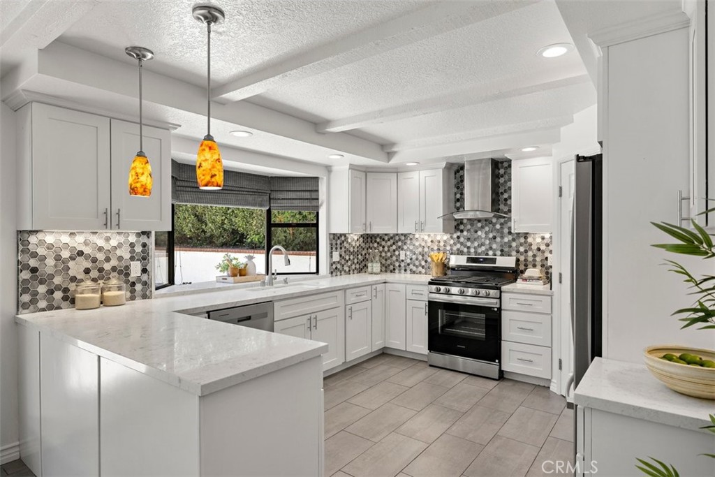 343 W Northridge