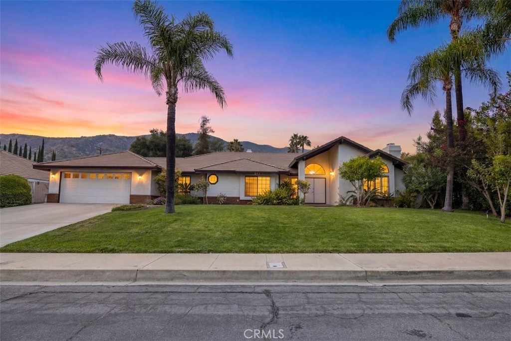 343 W Northridge