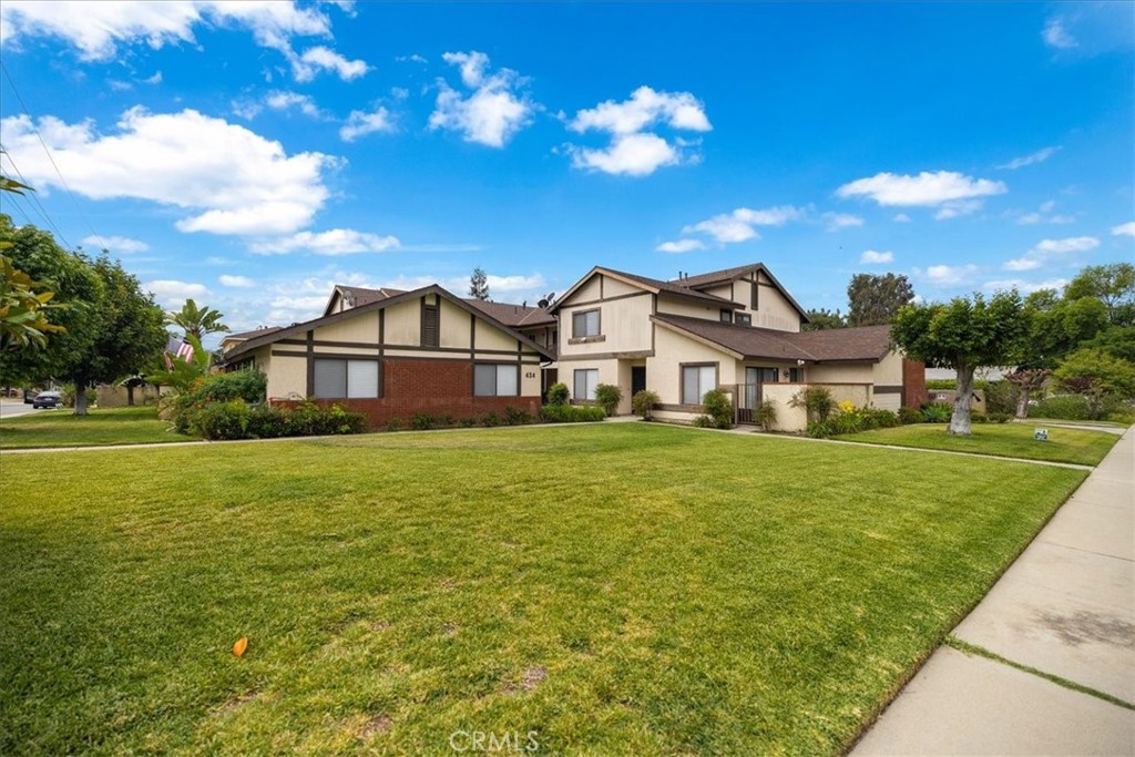 424 E Ada Avenue