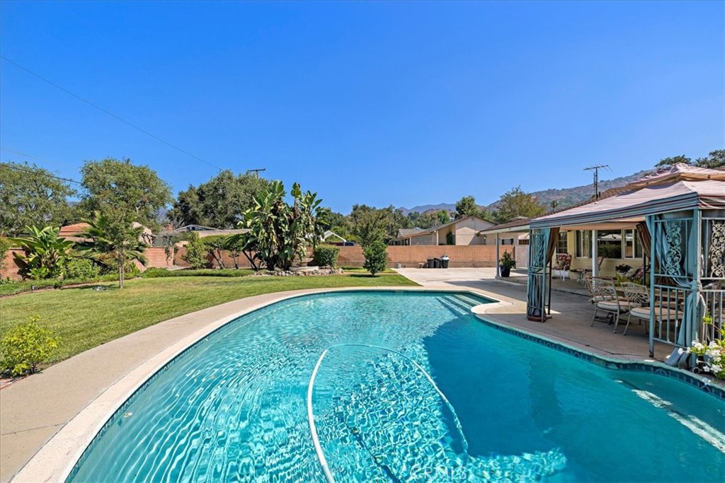 321 Catherine Park
