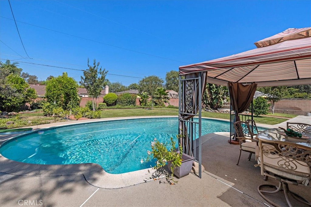 321 Catherine Park