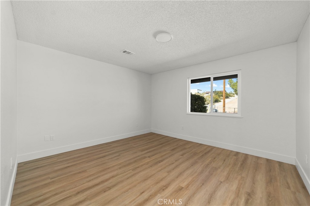 16849 Mission