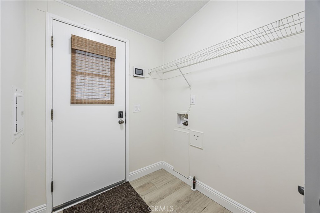 929 E Foothill Boulevard 140