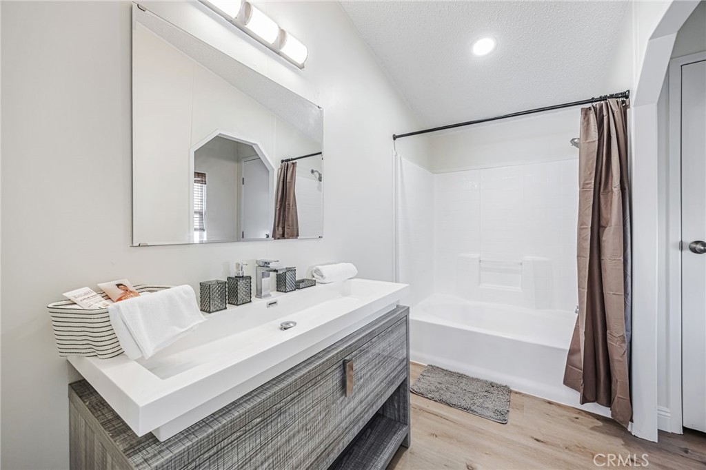 929 E Foothill Boulevard 140