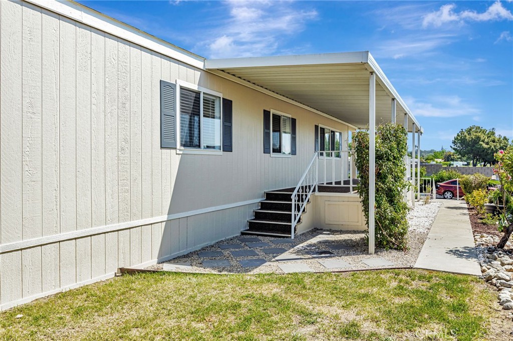 929 E Foothill Boulevard 140