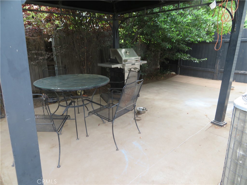 2627 Bonita Avenue