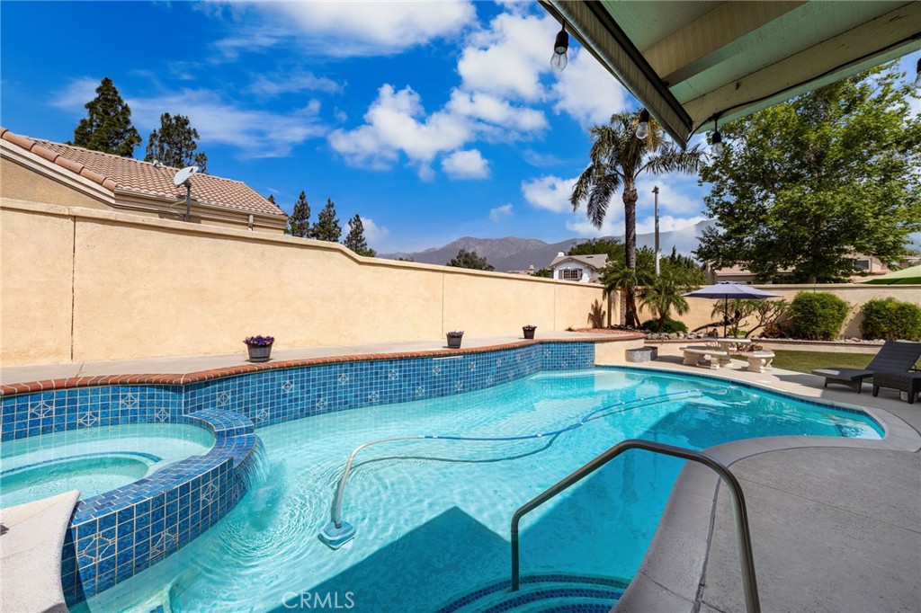 5676 Pasadena Court