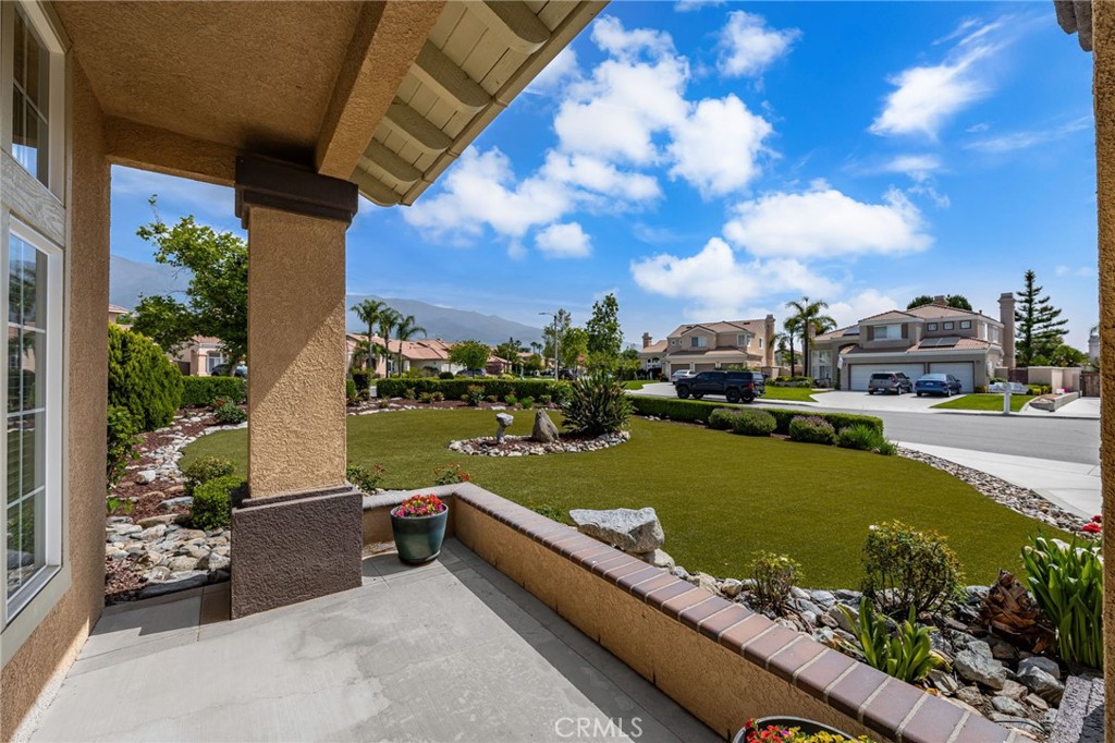 5676 Pasadena Court