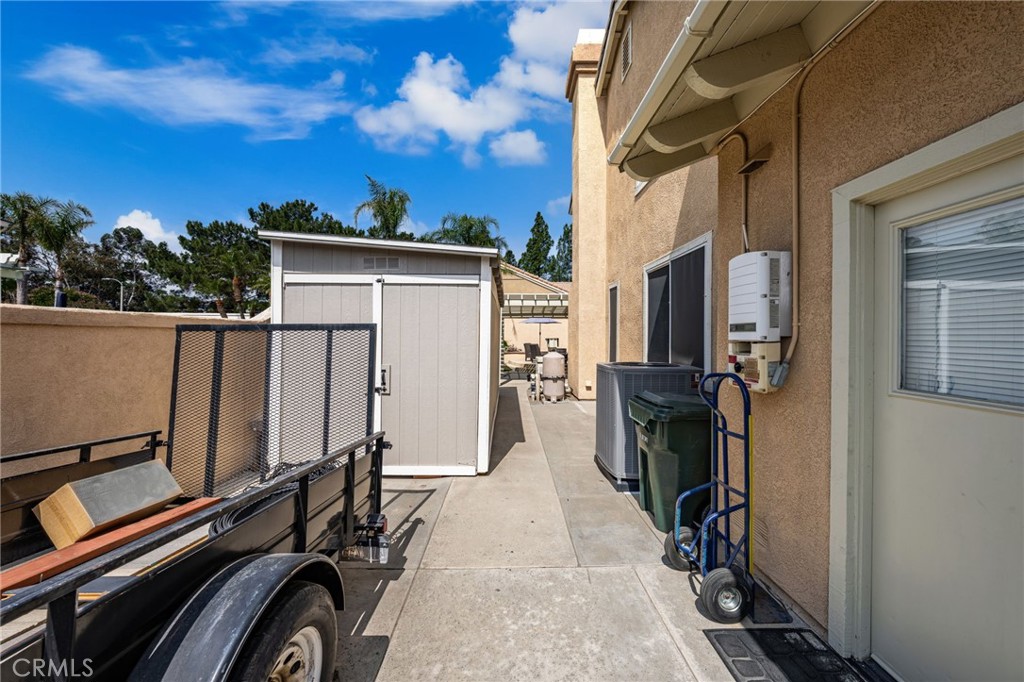 5676 Pasadena Court