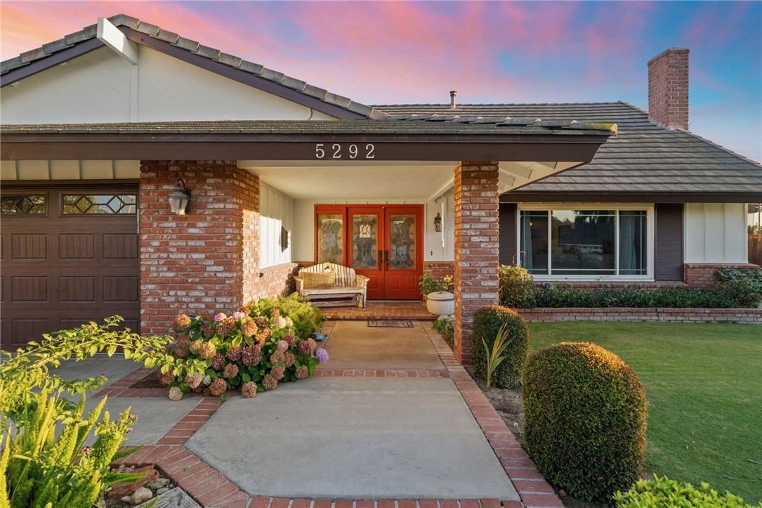 5292 Broken Hill Court