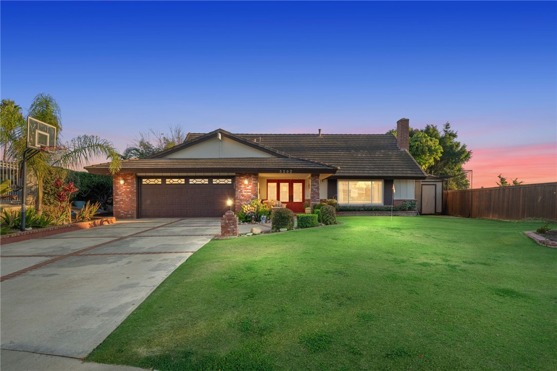 5292 Broken Hill Court