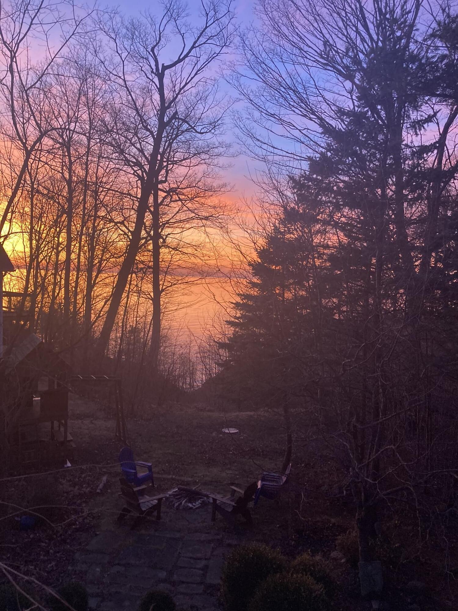 7183 Lakeview Terrace