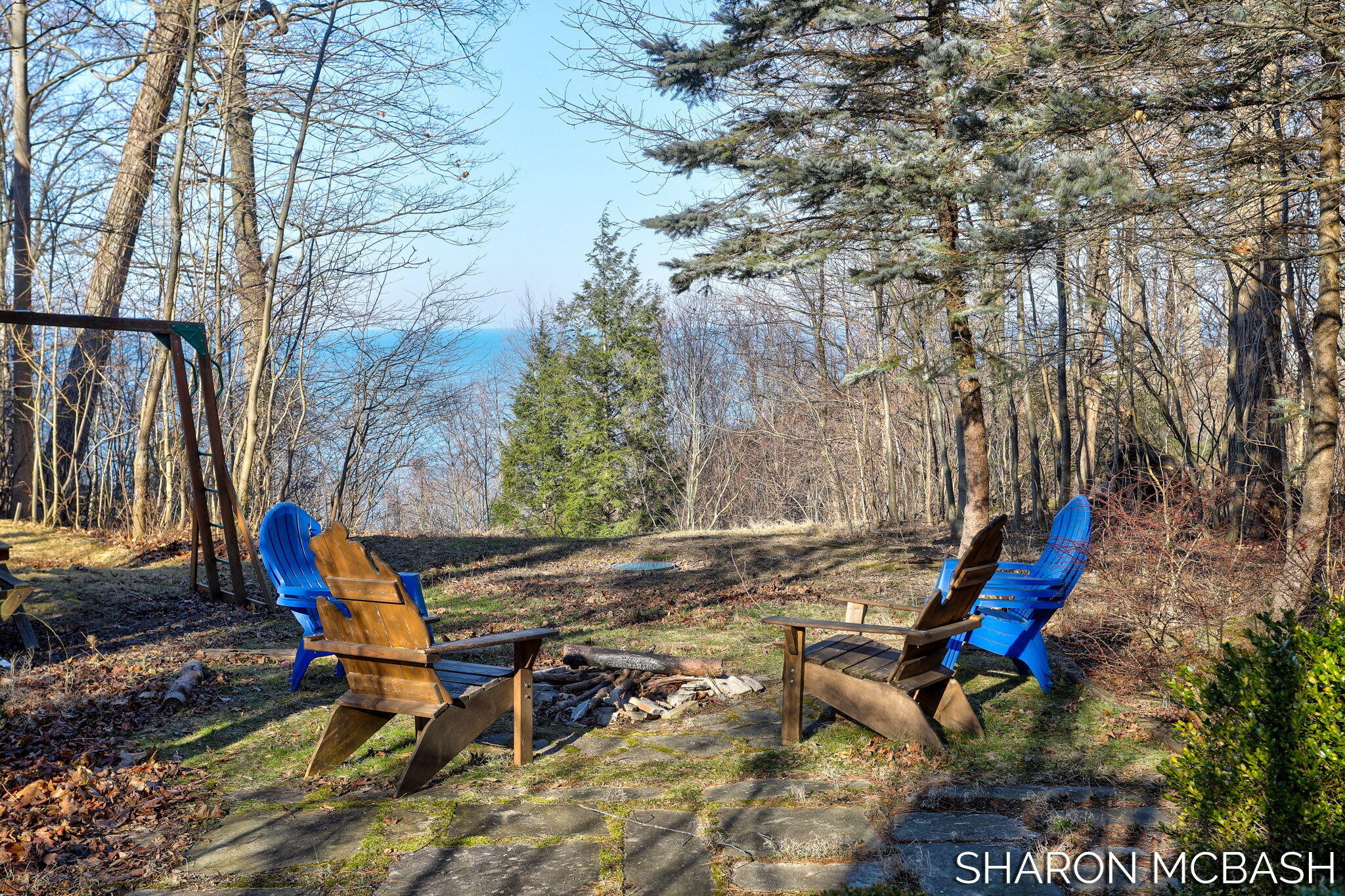 7183 Lakeview Terrace