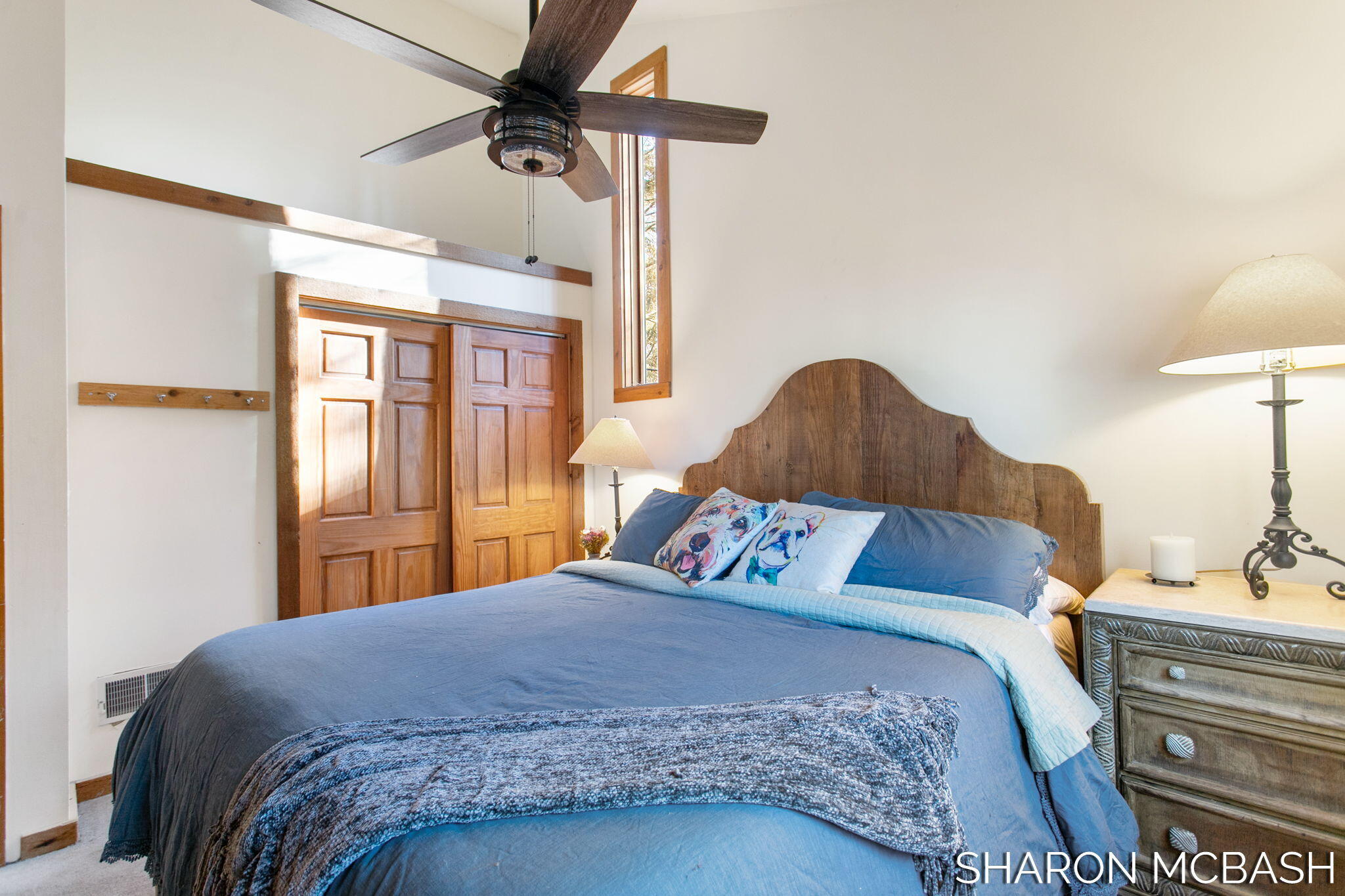 7183 Lakeview Terrace