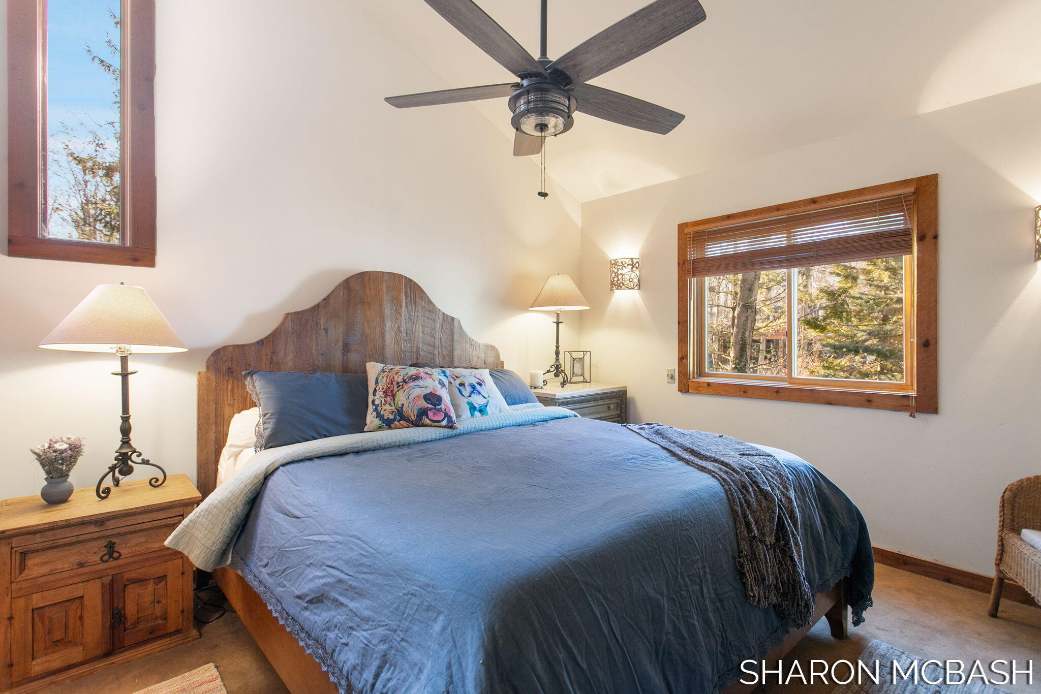 7183 Lakeview Terrace