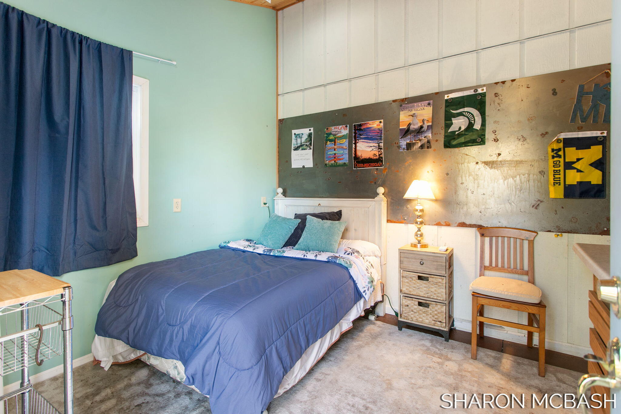 7183 Lakeview Terrace