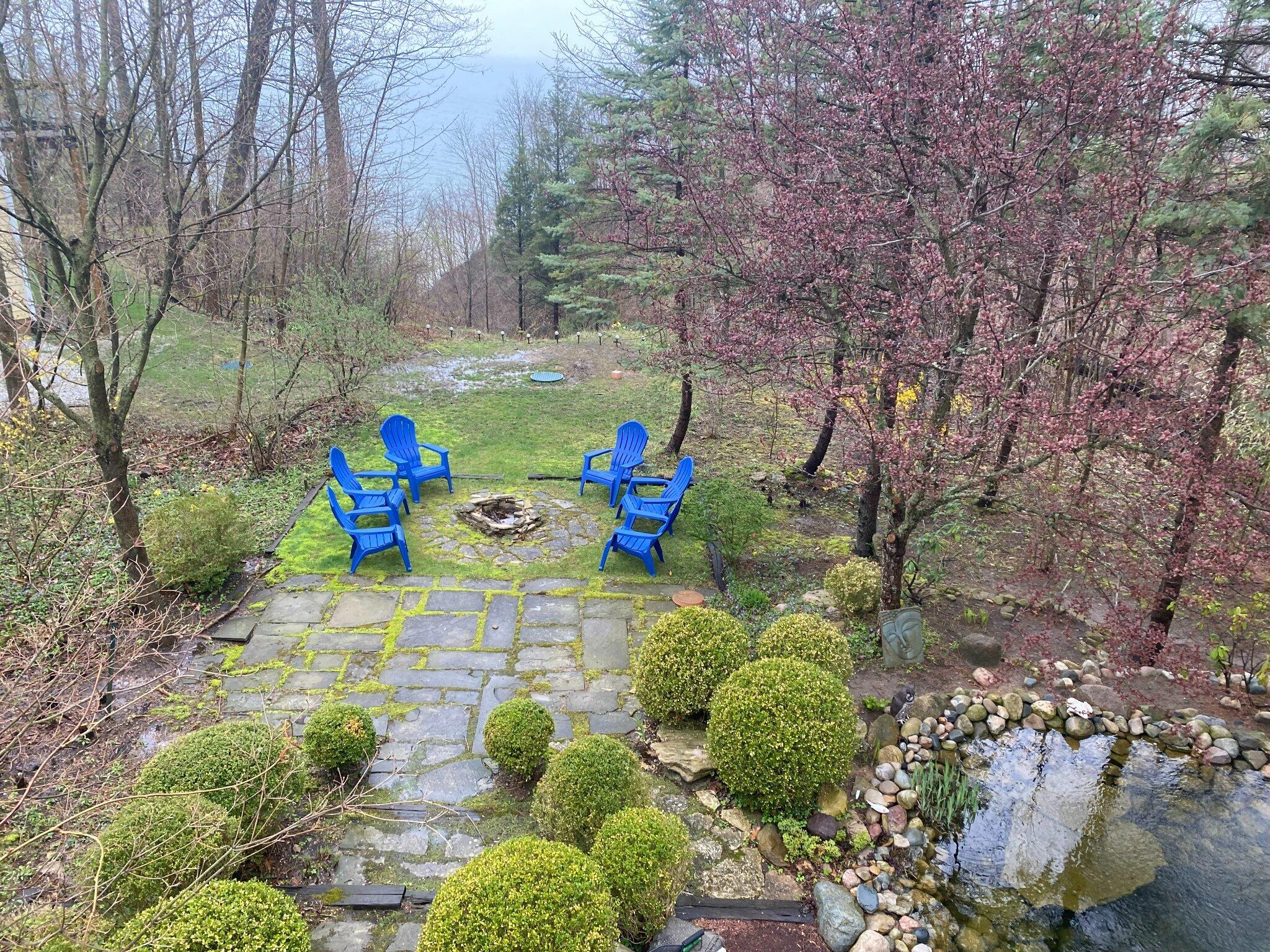 7183 Lakeview Terrace