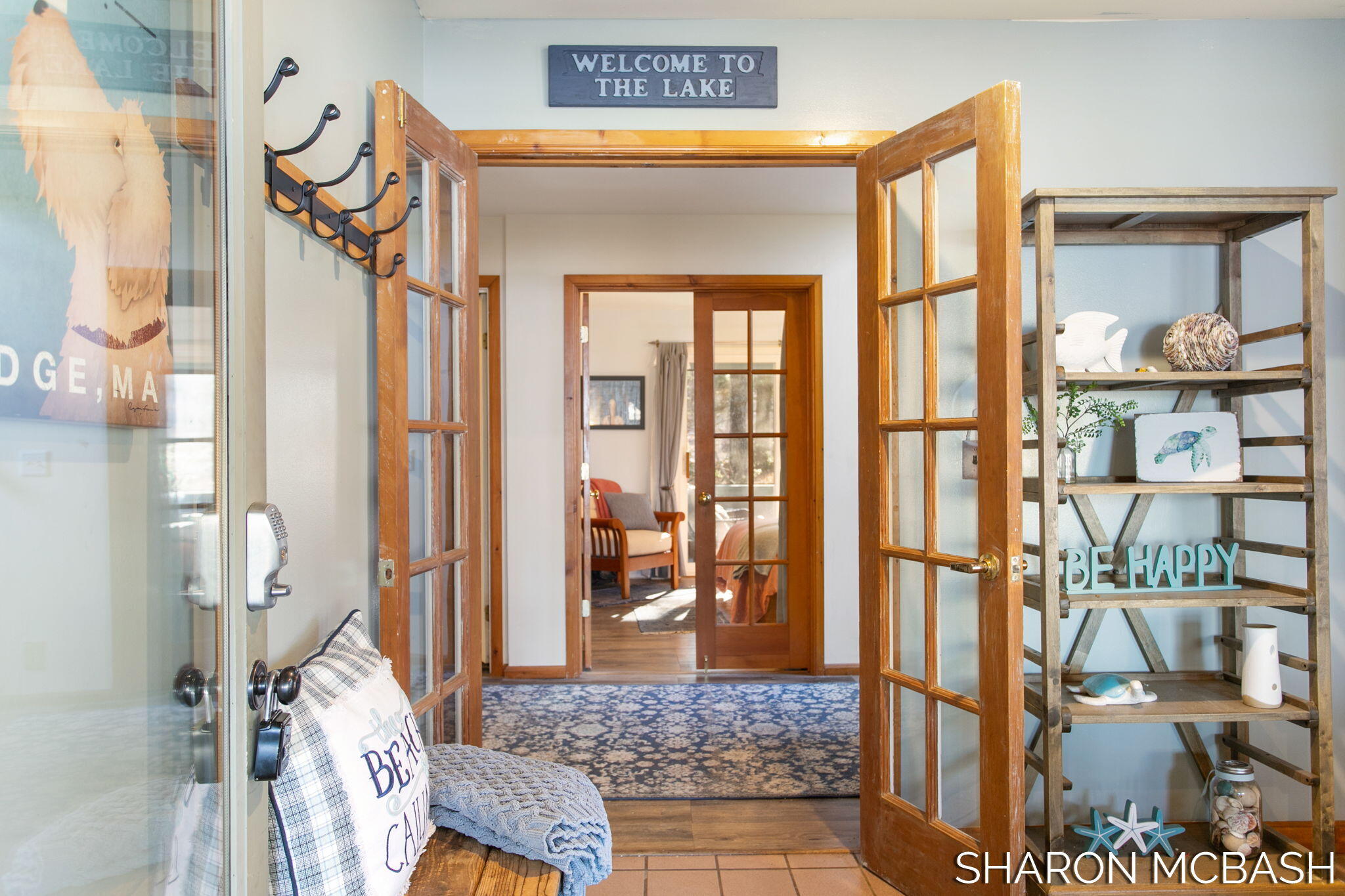 7183 Lakeview Terrace