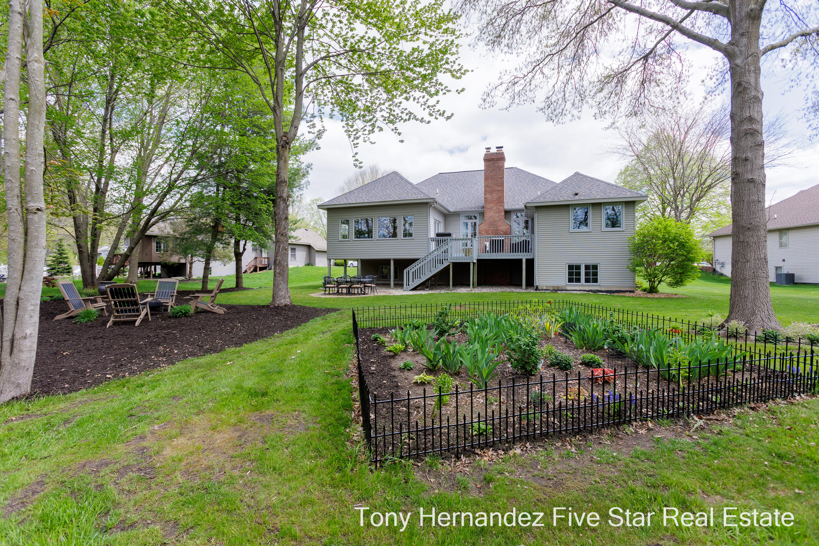 4534 Hidden Ridge Drive