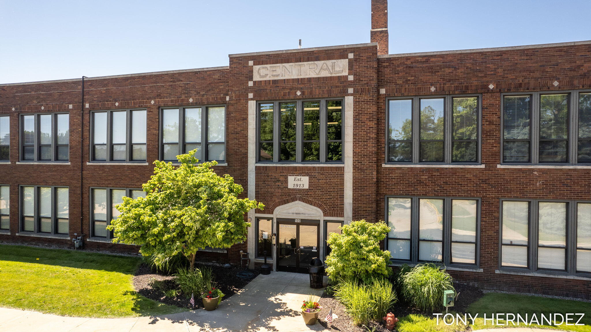 500 Erie Street, 212