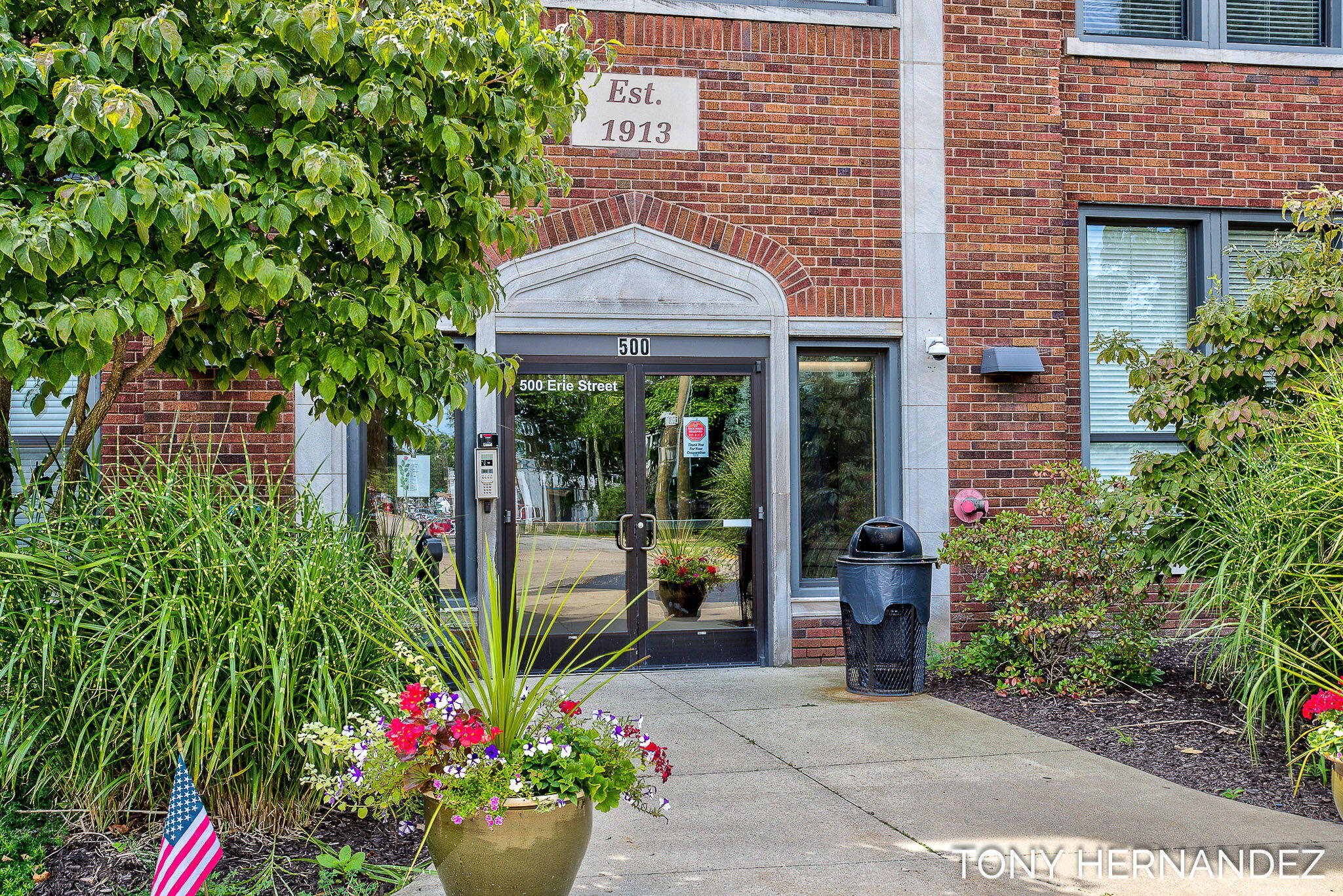 500 Erie Street, 212