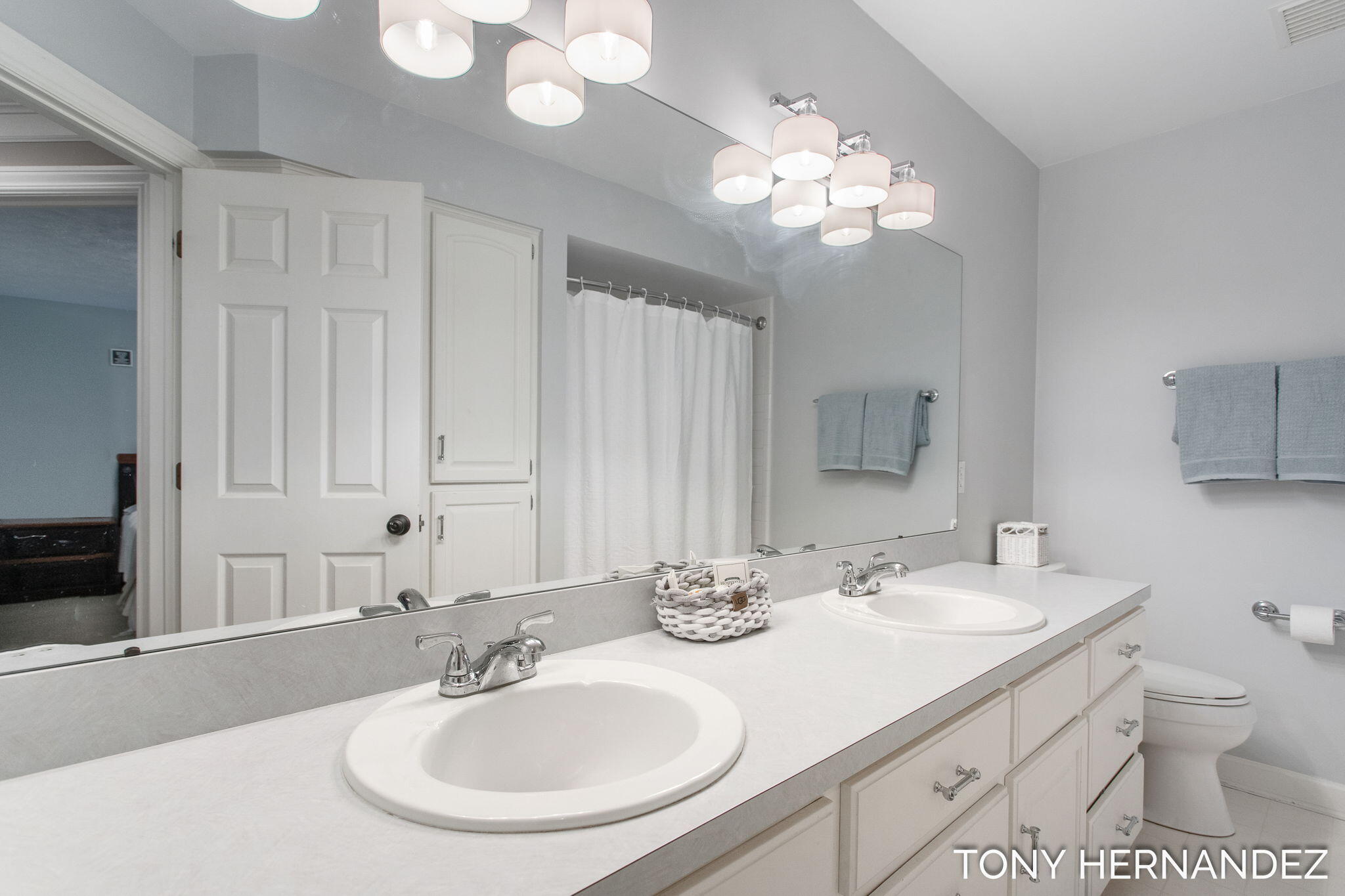 2518 Ashwood Court SE