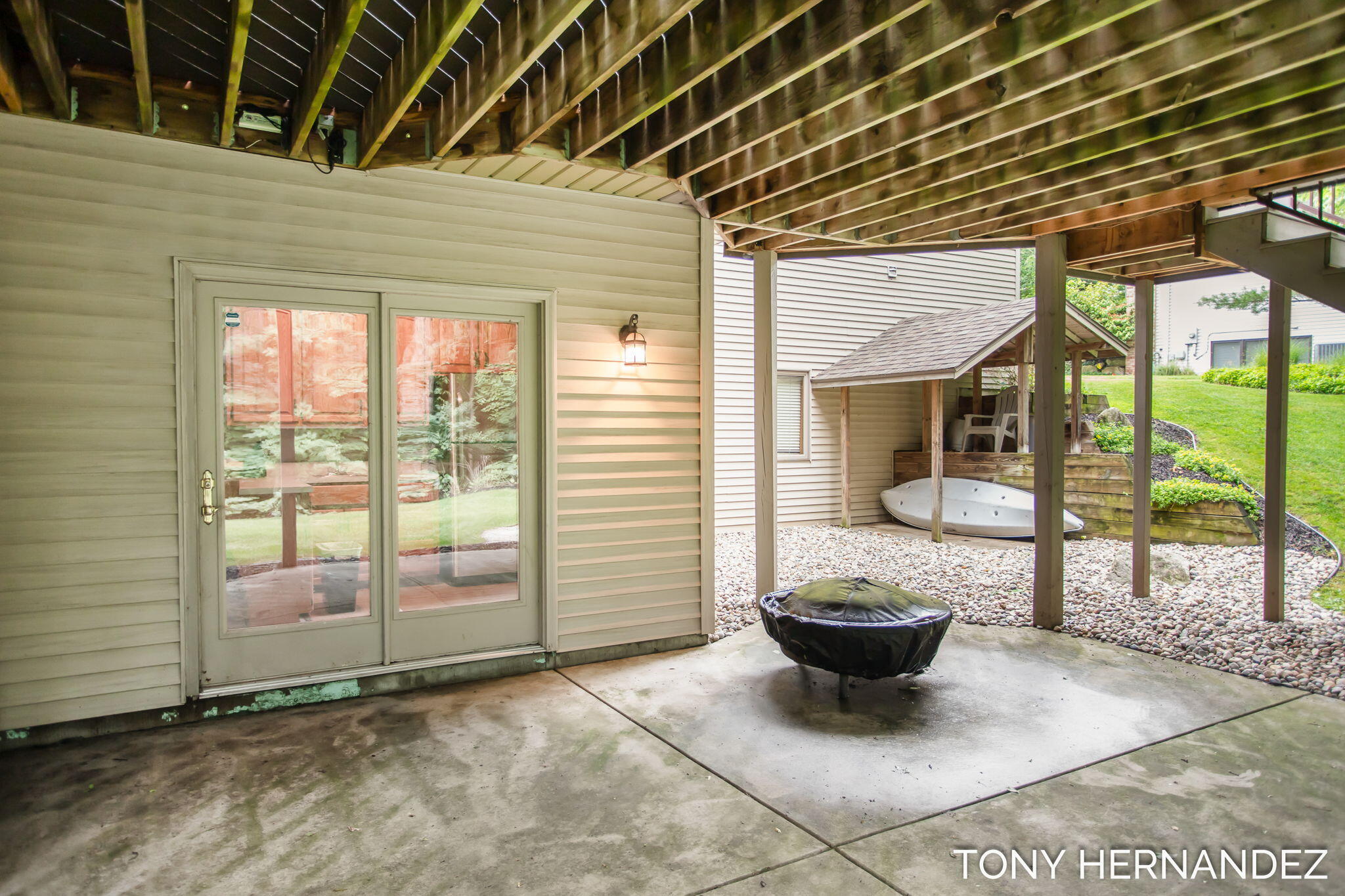 2518 Ashwood Court SE