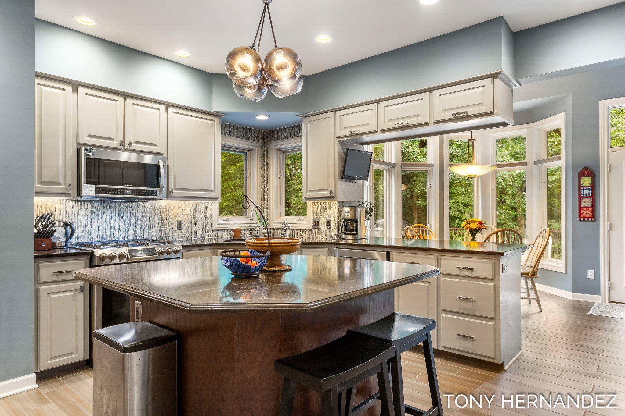 2518 Ashwood Court SE