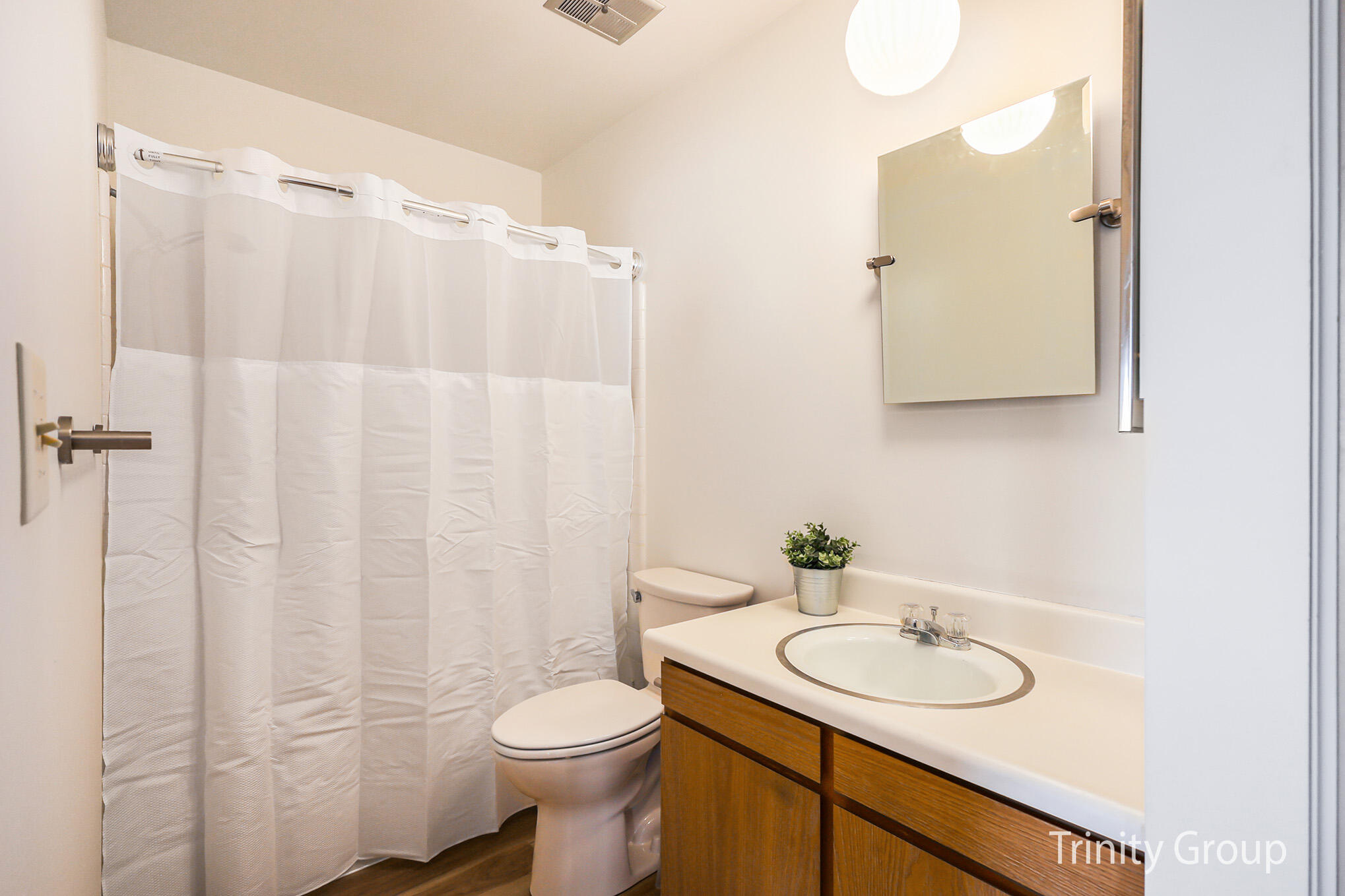 2433 Byron Center Avenue SW, 301