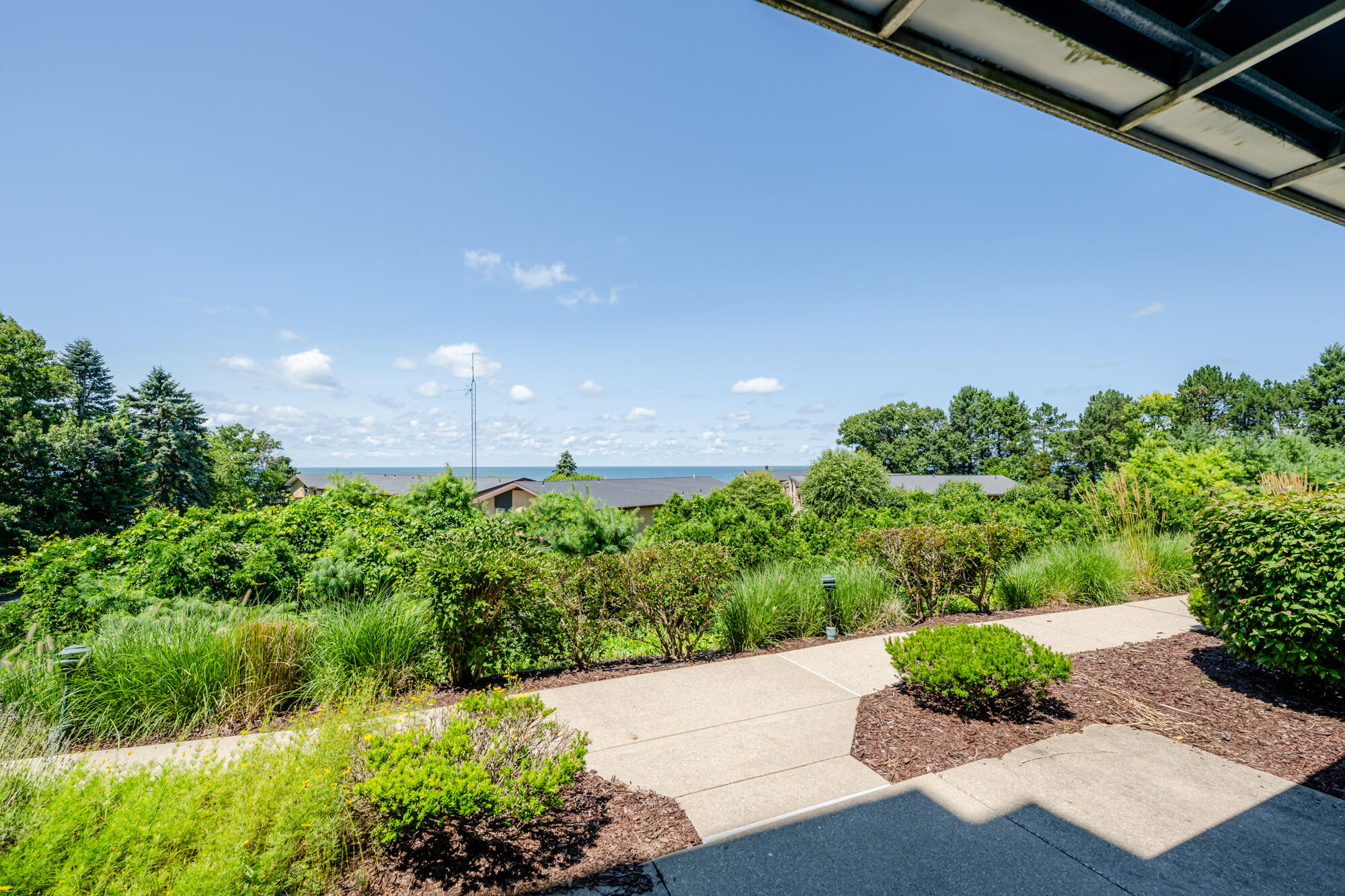 4144 Ridge Road, 35