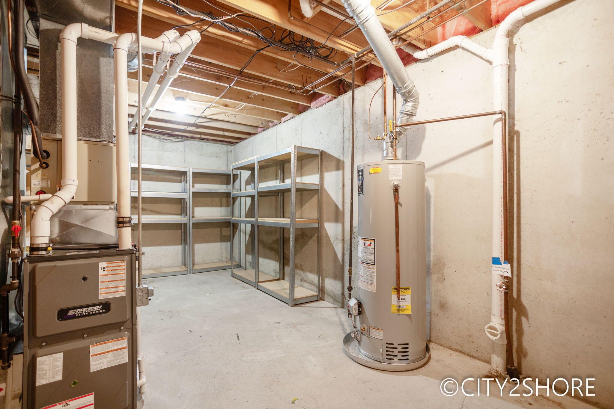 4313 Crest Creek Court SW