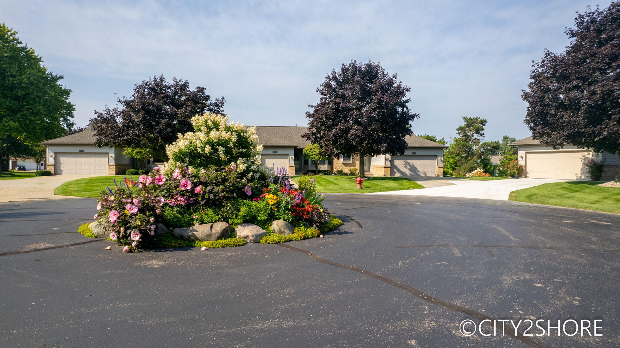 4313 Crest Creek Court SW