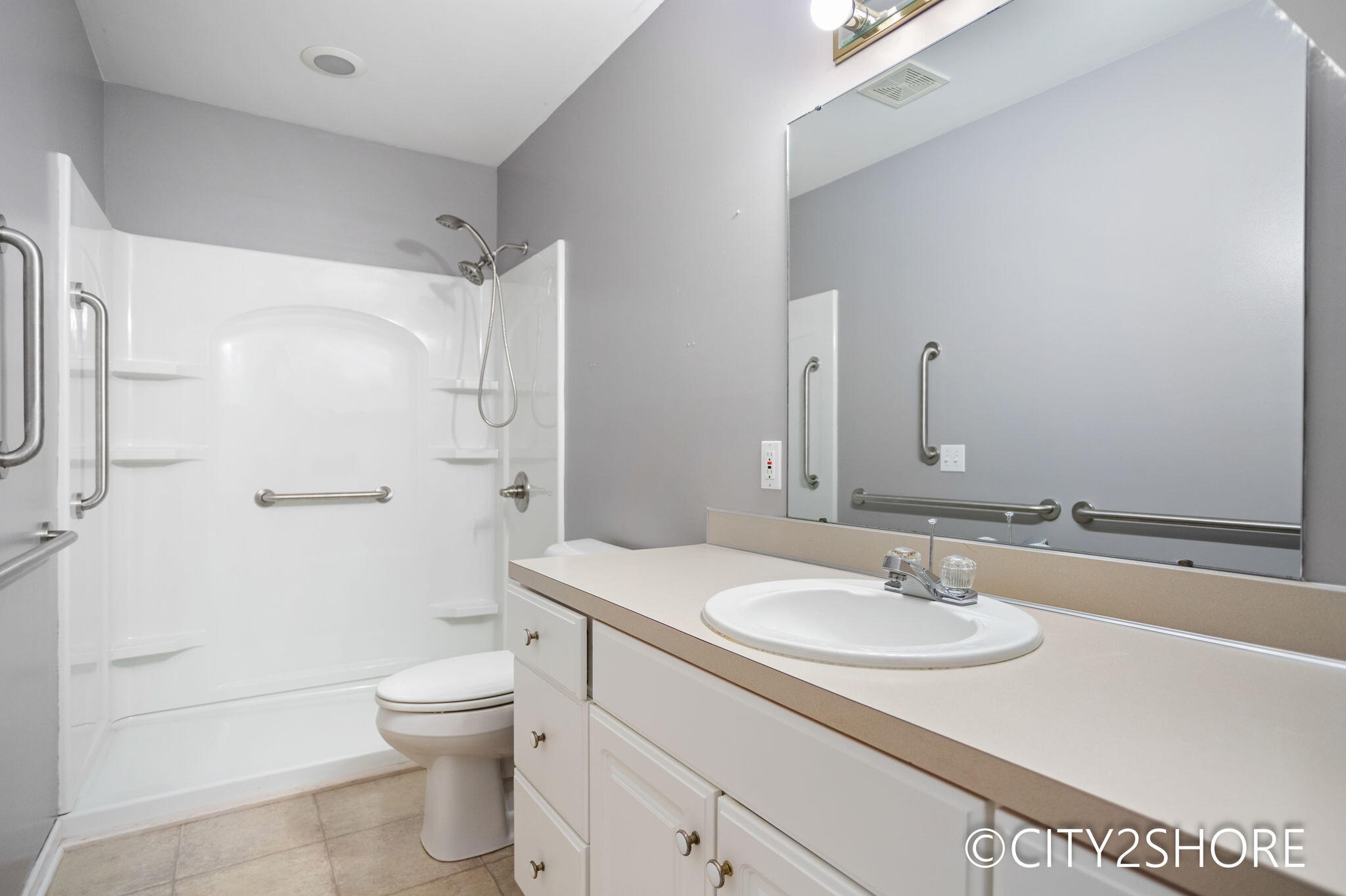 4313 Crest Creek Court SW