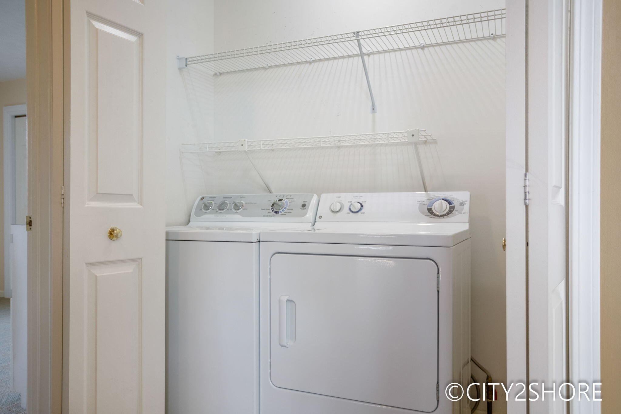 4313 Crest Creek Court SW