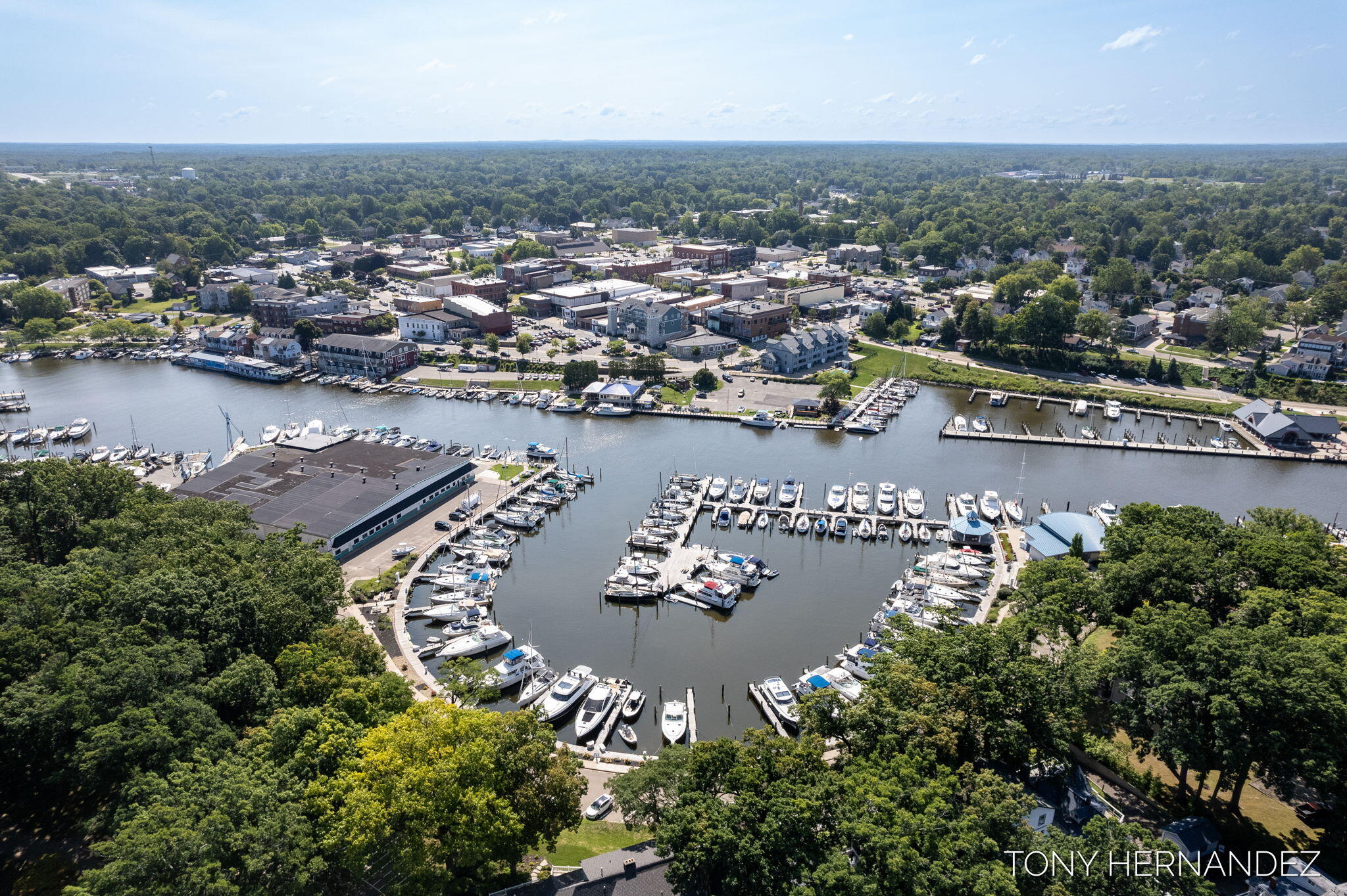 101 North Shore Drive, 2