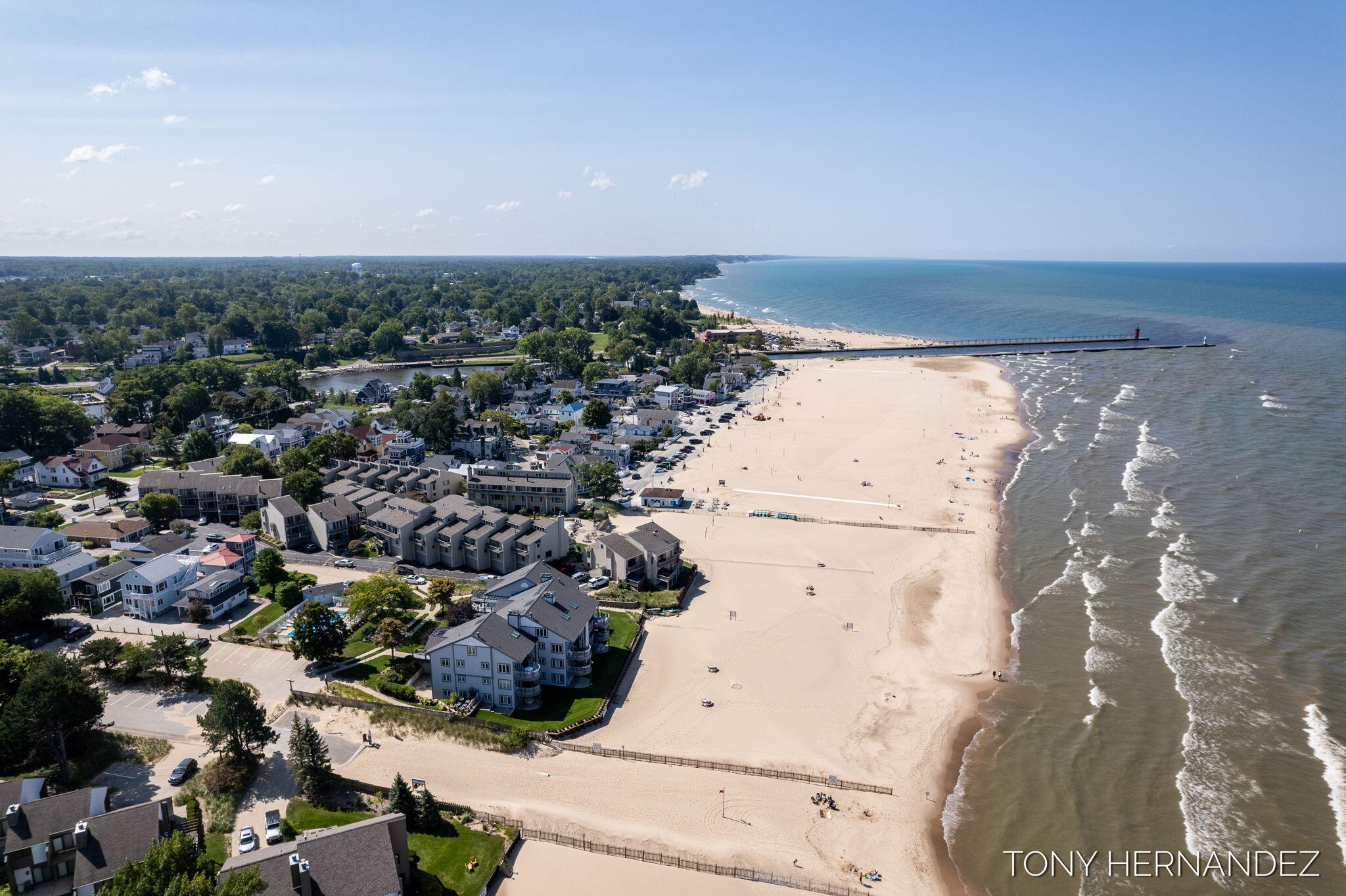 101 North Shore Drive, 2