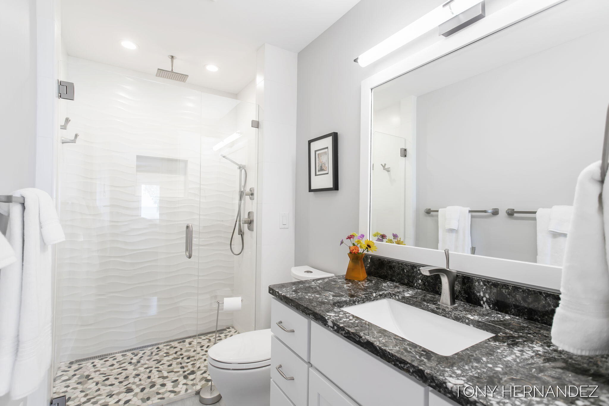 101 North Shore Drive, 2