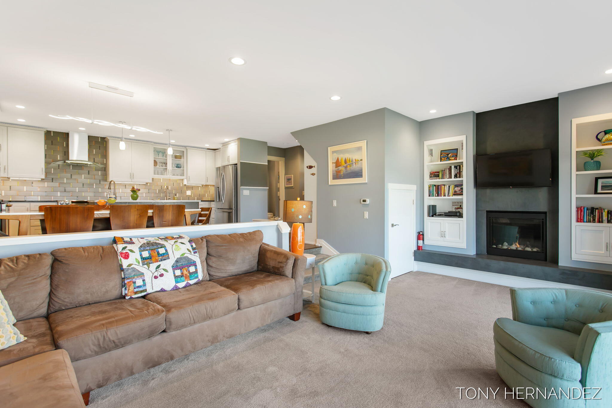 101 North Shore Drive, 2