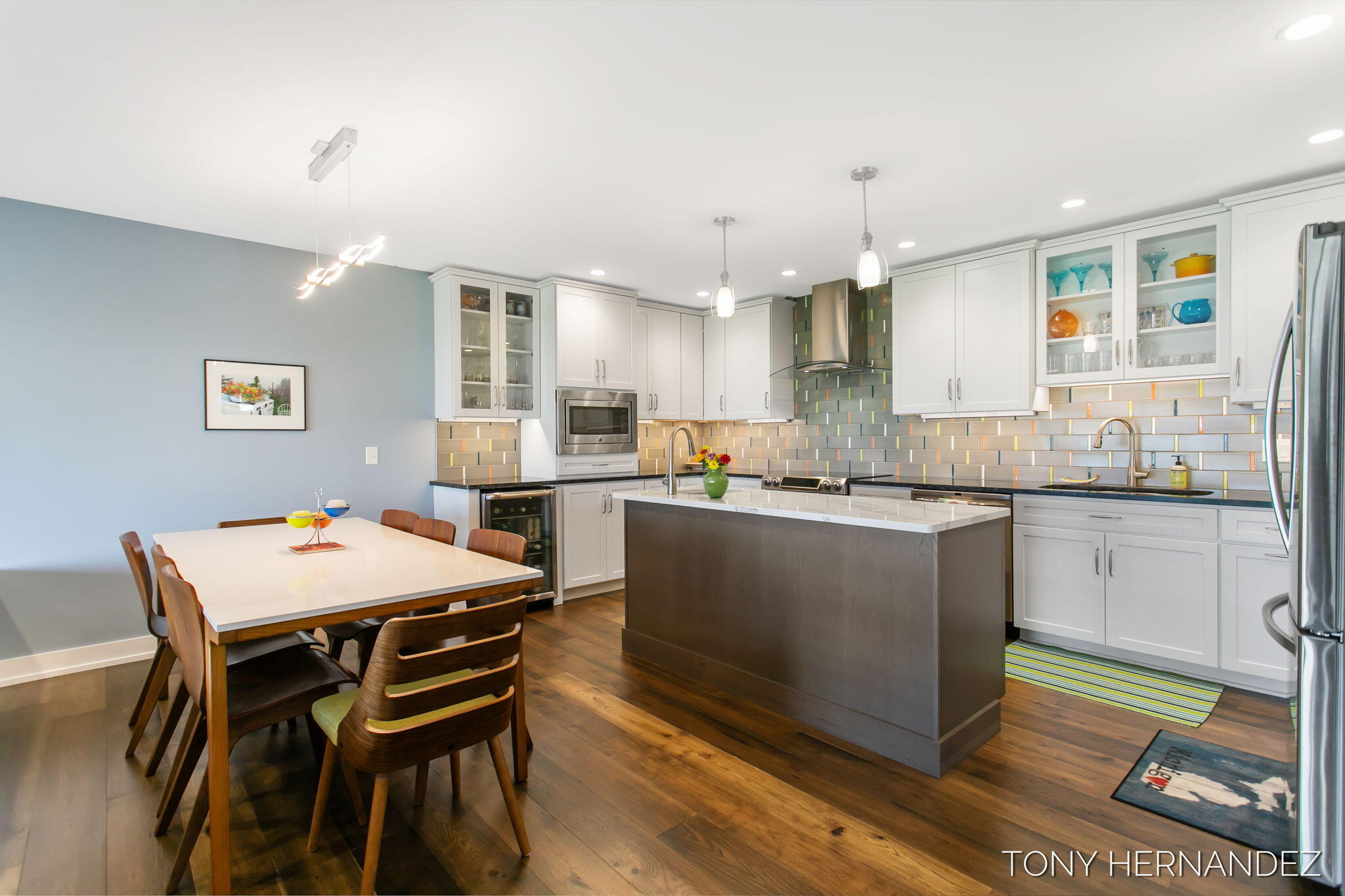 101 North Shore Drive, 2