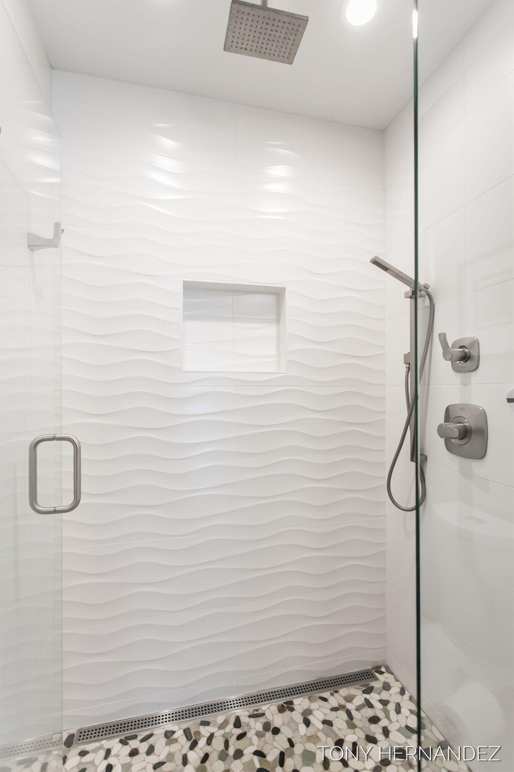 101 North Shore Drive, 2