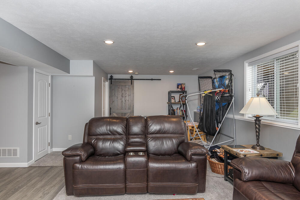 3741 Byram Circle